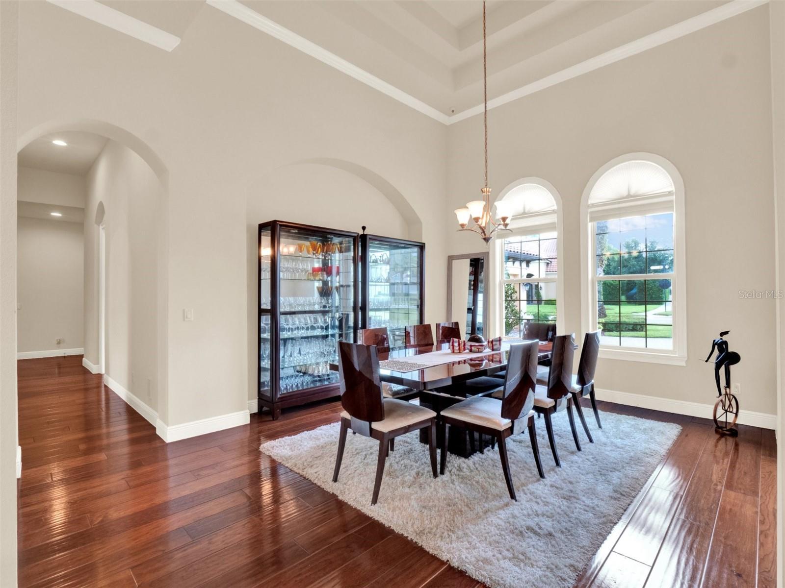 STEEPLE CHASE - Residential