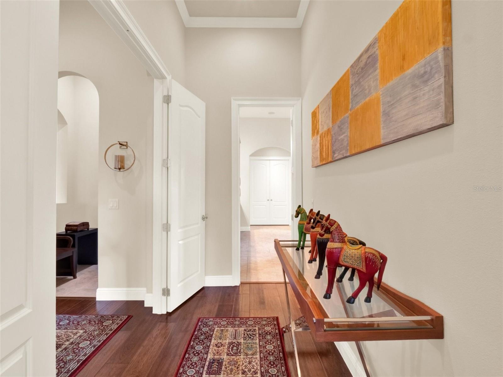 STEEPLE CHASE - Residential