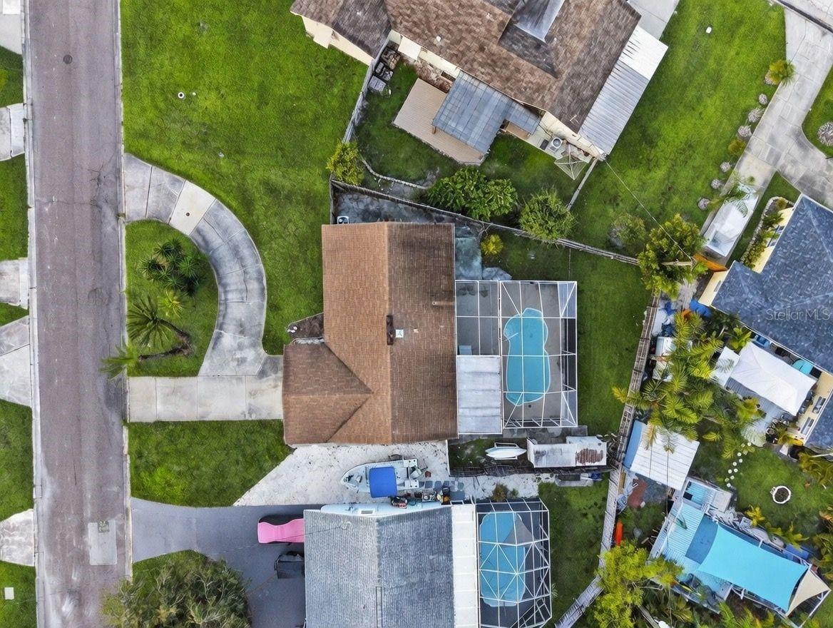 SUN-LIT SHORES - Residential