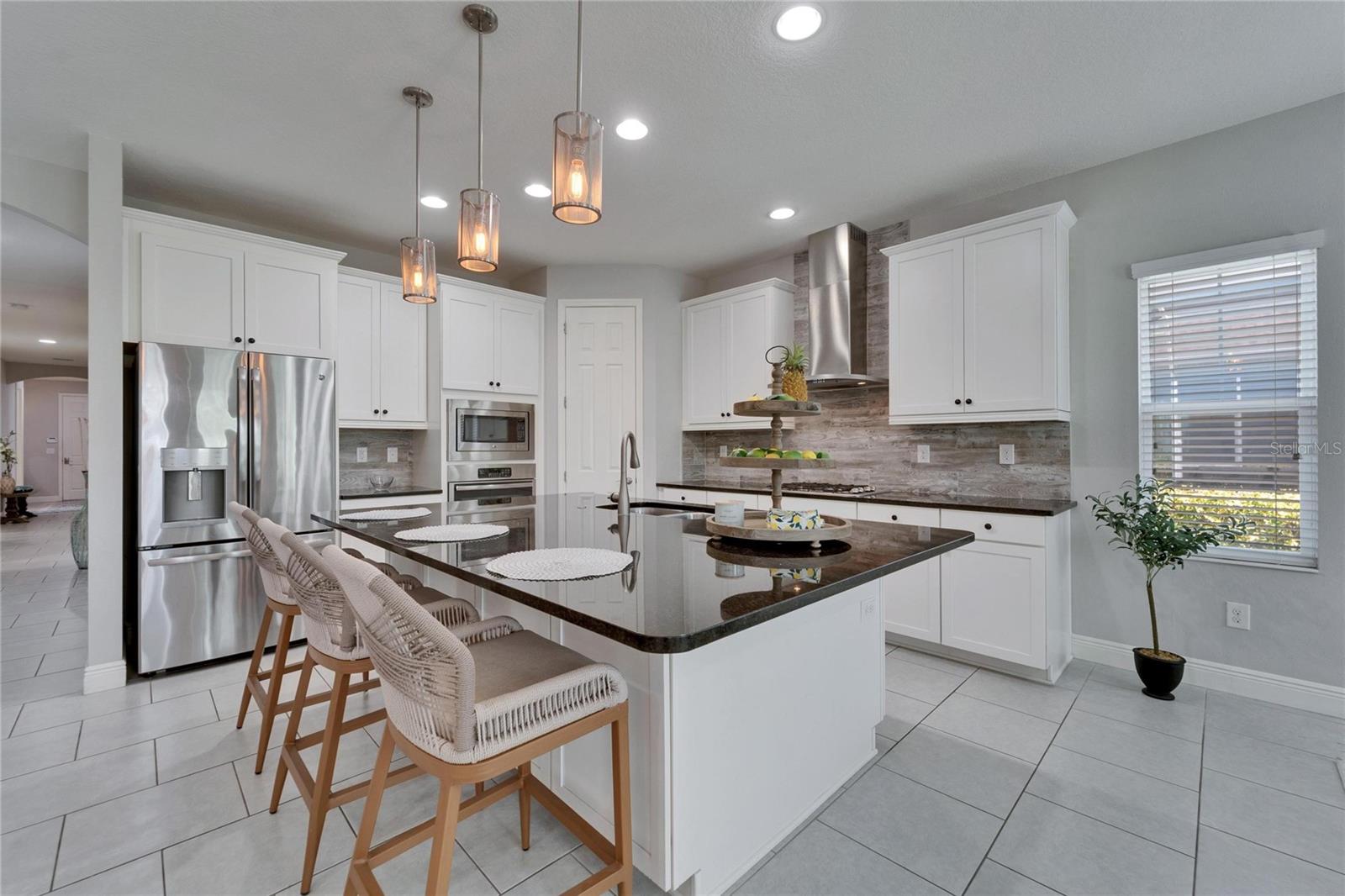 606 WINTERSIDE DRIVE