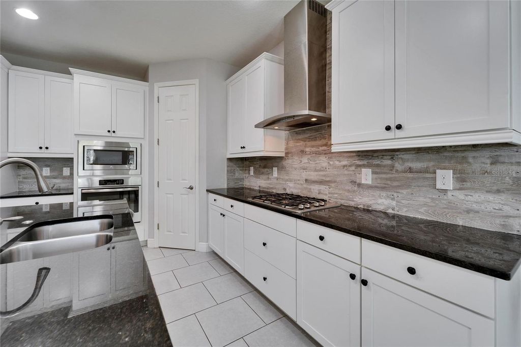 listing image 52