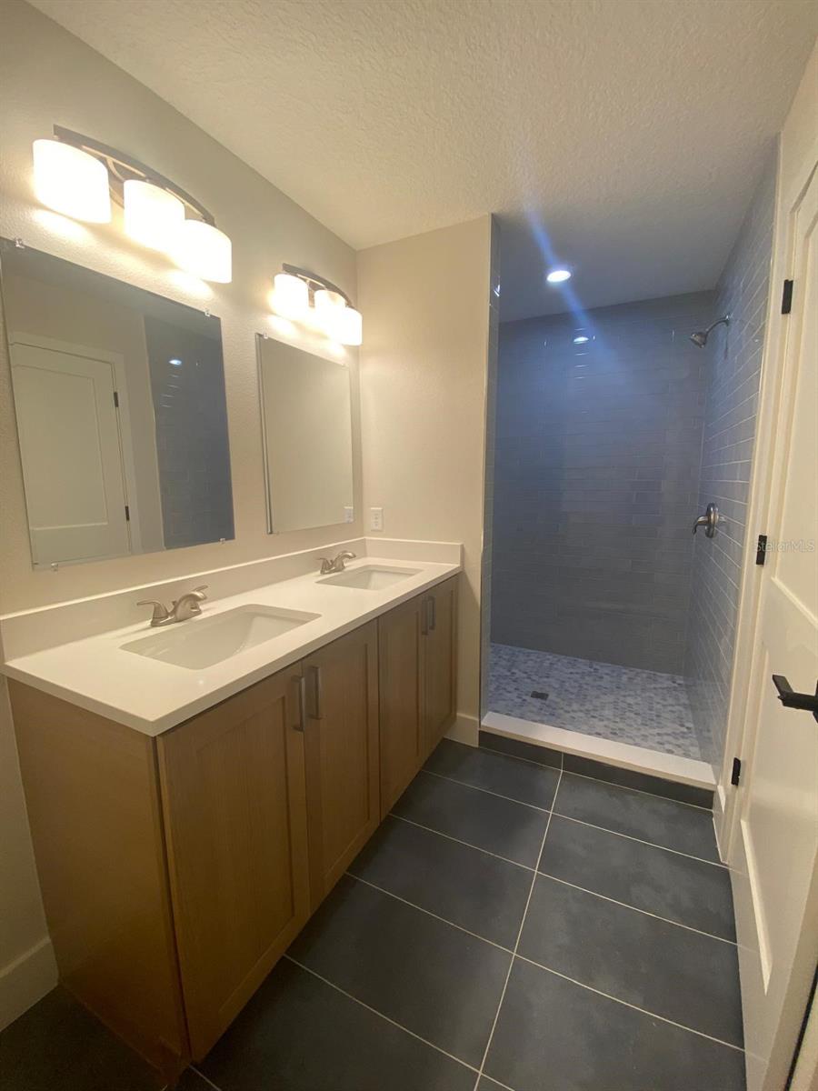 ORANGE CITY TERRACE 3RD ADDITION - Residential