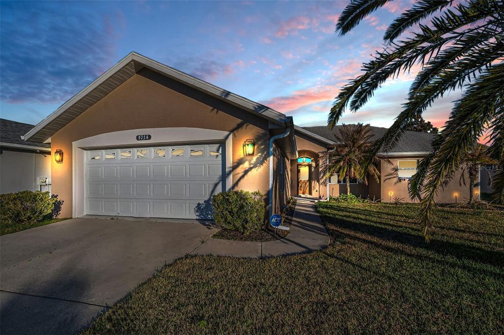 Photo of 9256 Water Hazard Drive, Hudson, FL 34667 (MLS # TB8425185)