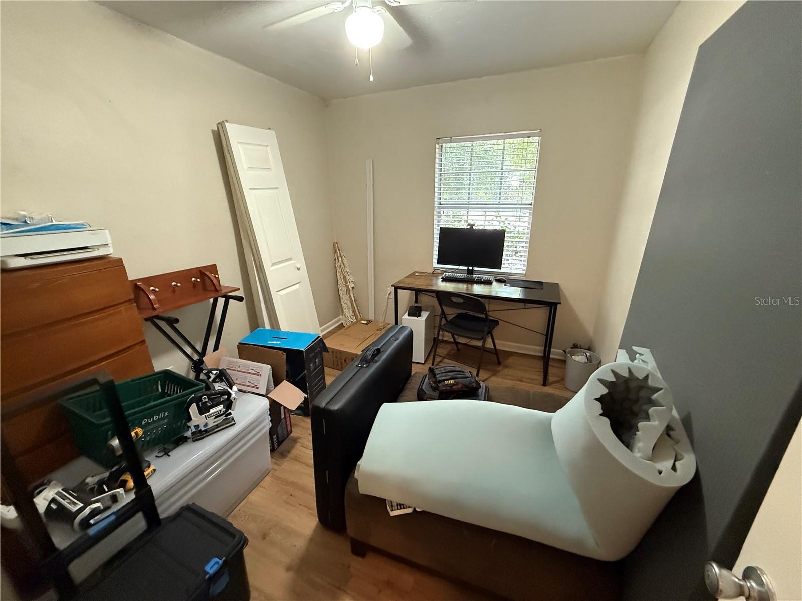 3026 W UNIVERSITY AVENUE