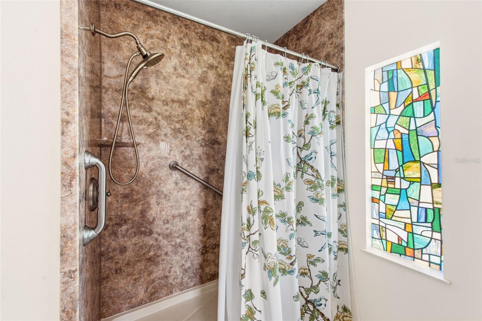 SOUTH VENICE - Residential