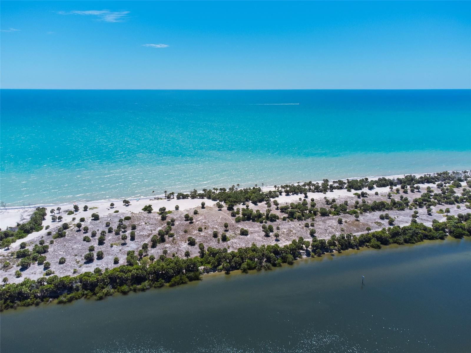 SOUTH VENICE - Residential