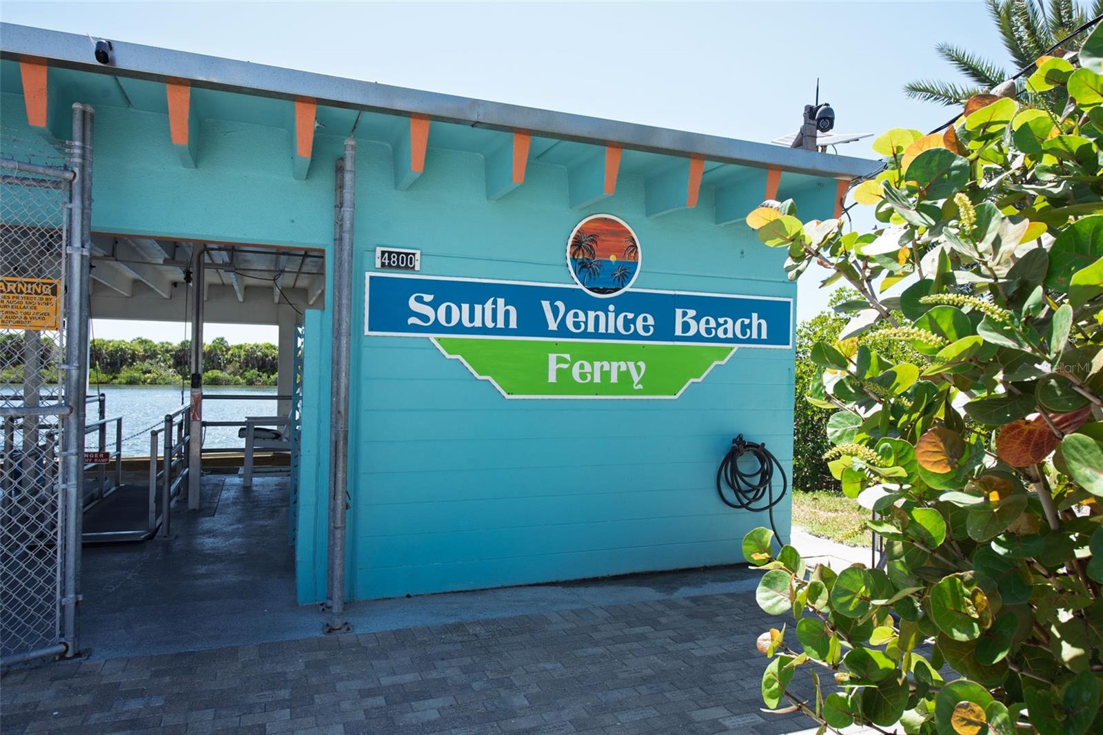 SOUTH VENICE - Residential