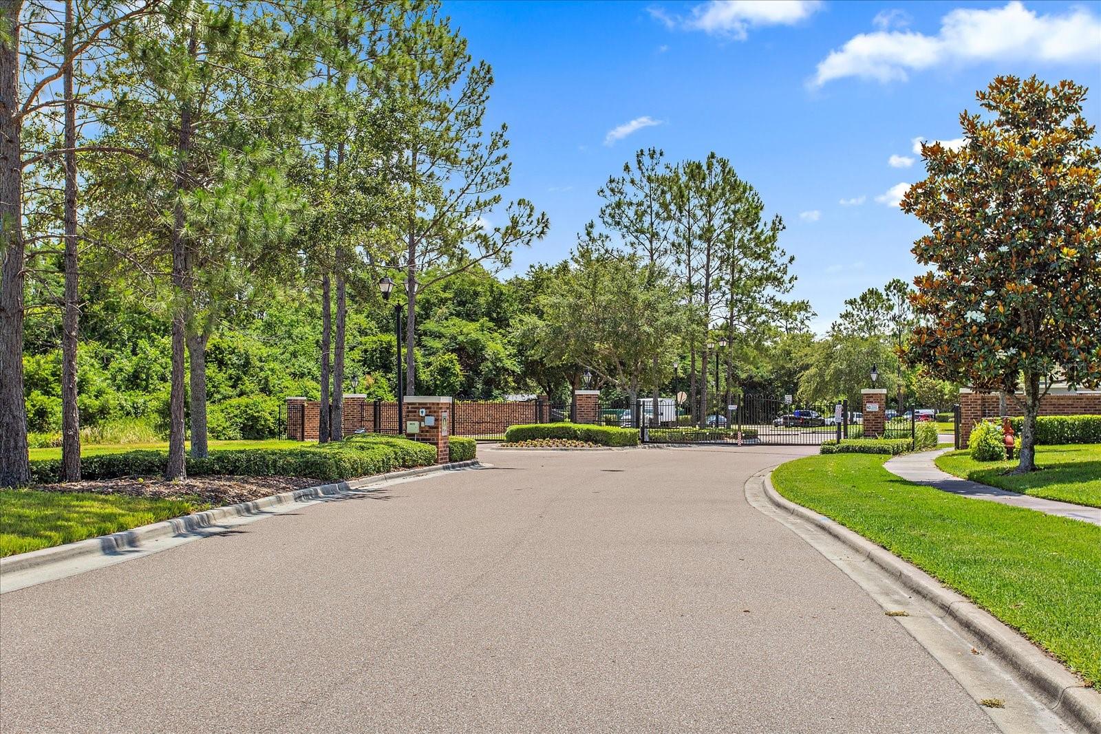 TUCKER OAKS - Residential Lease