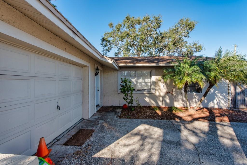 BOCA CIEGA RIDGE 6TH ADD - Residential