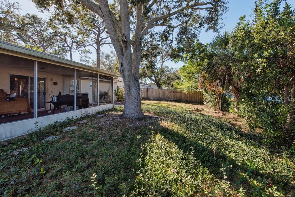 BOCA CIEGA RIDGE 6TH ADD - Residential