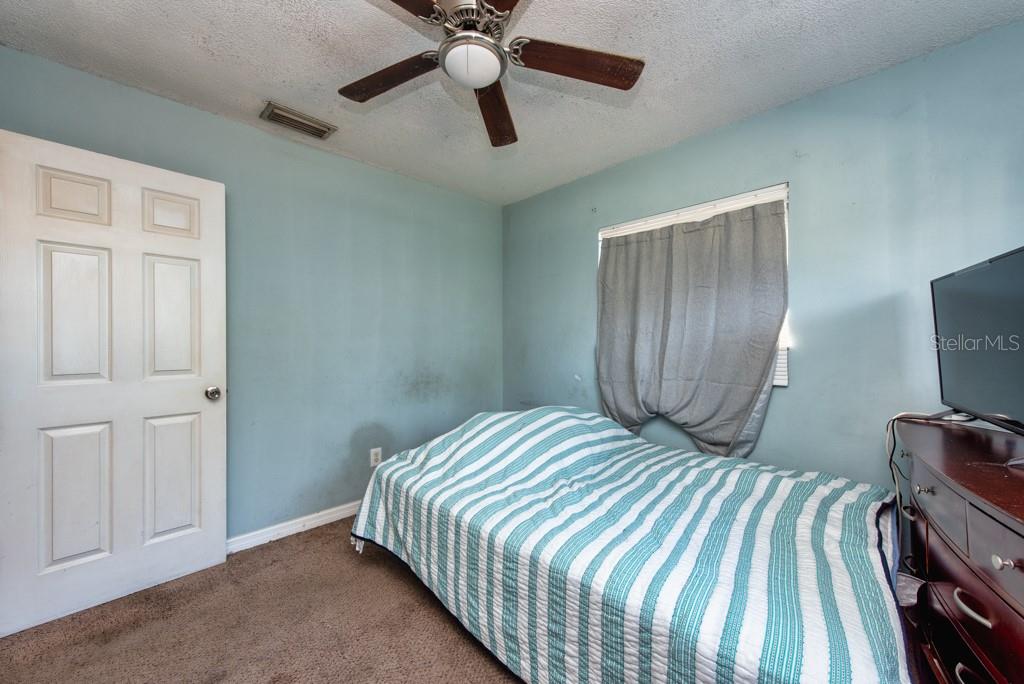 BOCA CIEGA RIDGE 6TH ADD - Residential