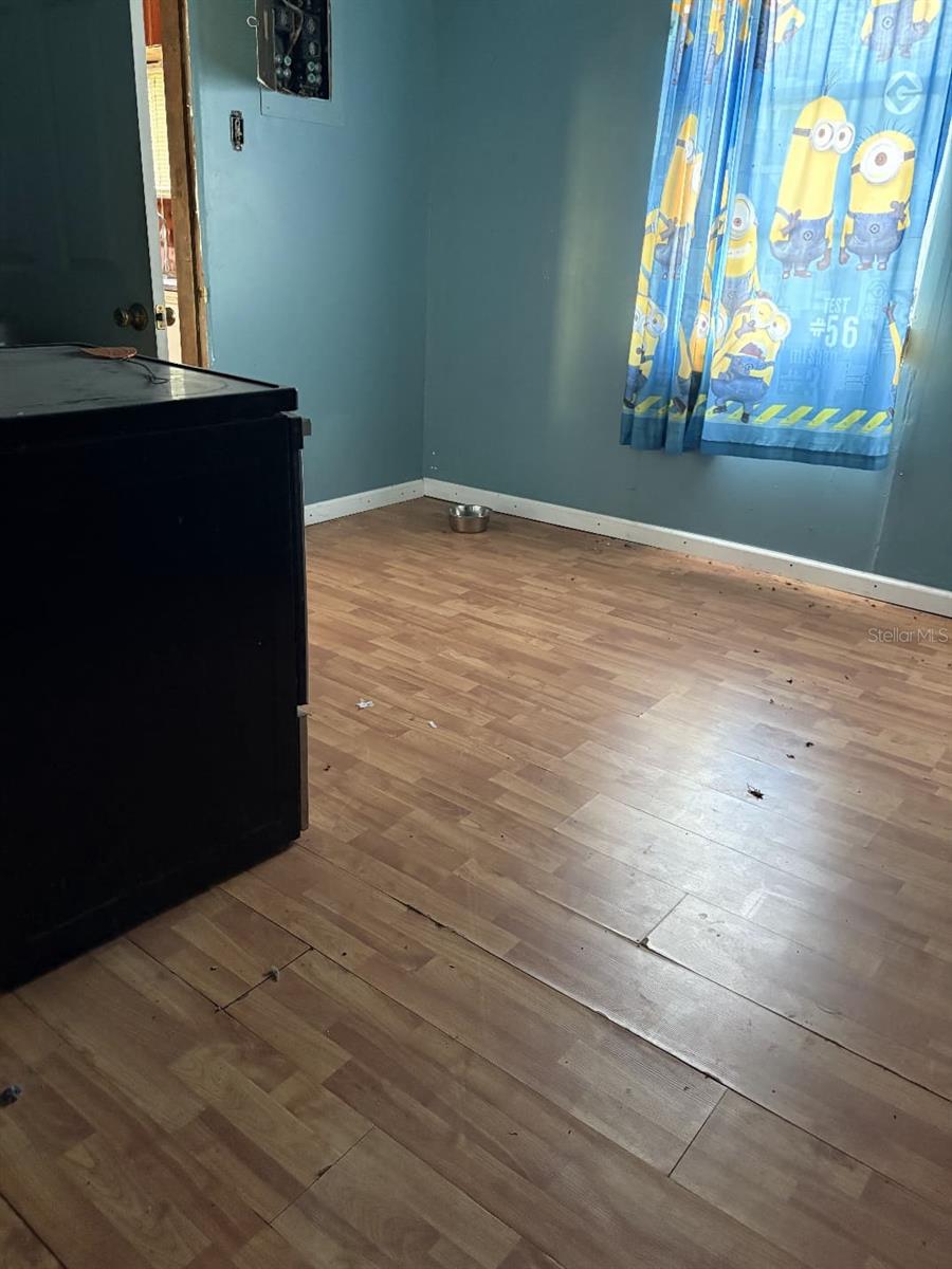 1295 HOOKERS POINT ROAD