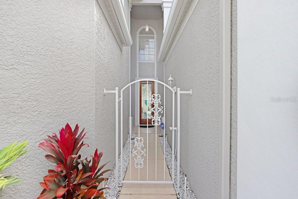 ROYAL TROON VILLAGE PT R - Residential