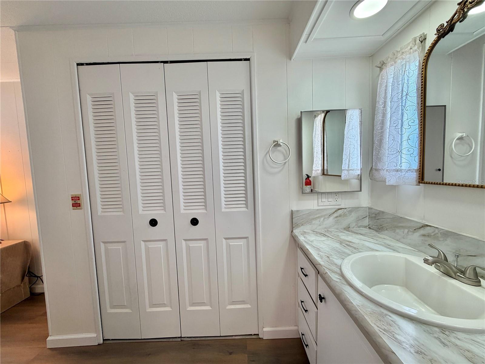 HAWTHORNE AT LEESBURG A COOP - Residential