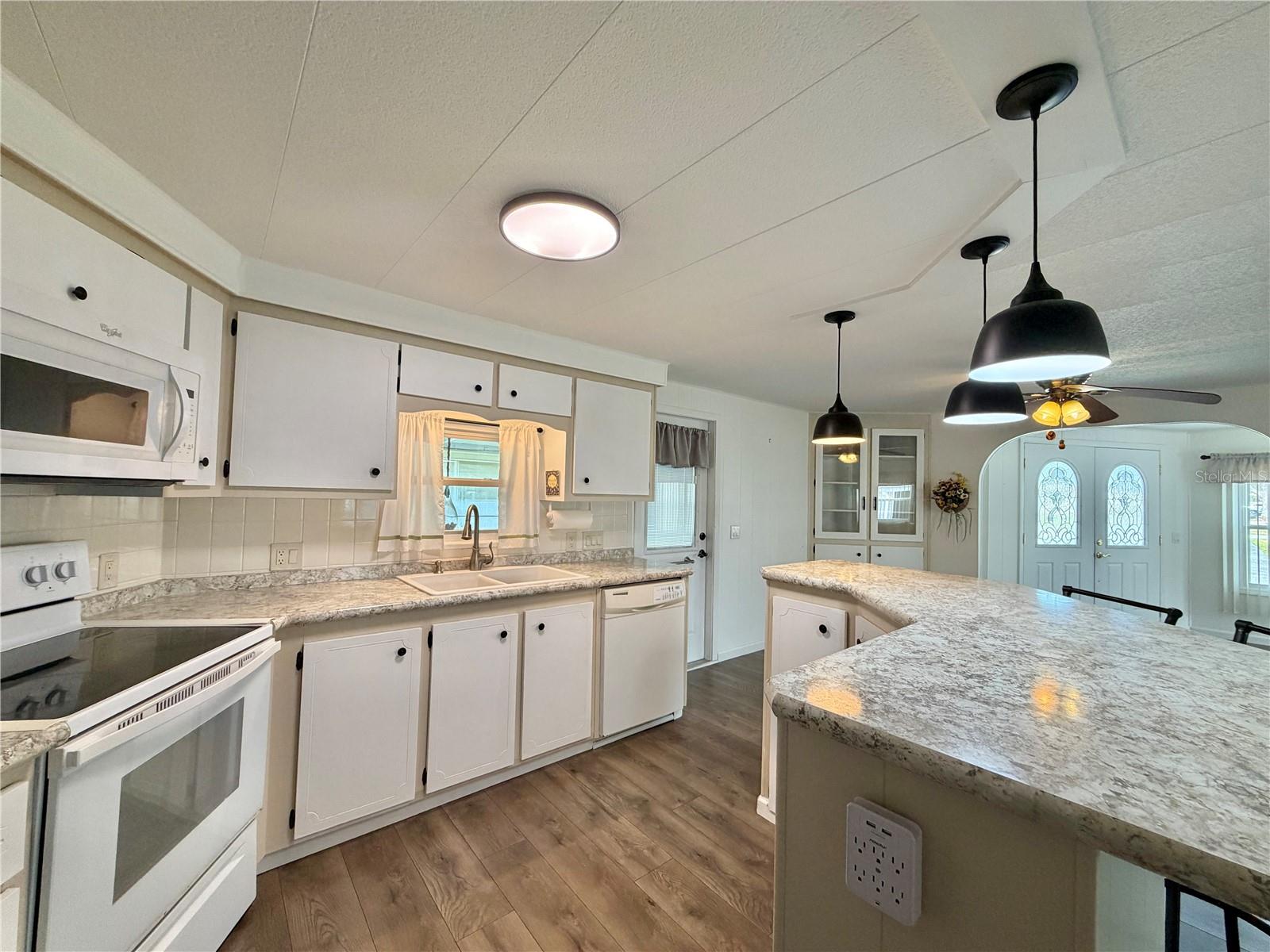HAWTHORNE AT LEESBURG A COOP - Residential