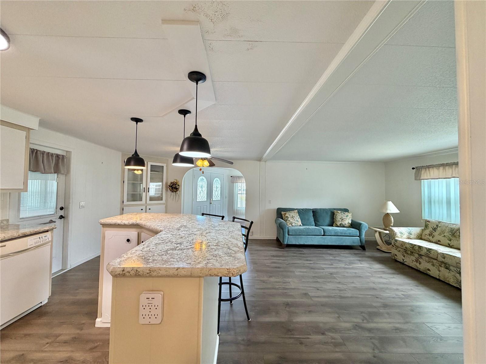 HAWTHORNE AT LEESBURG A COOP - Residential