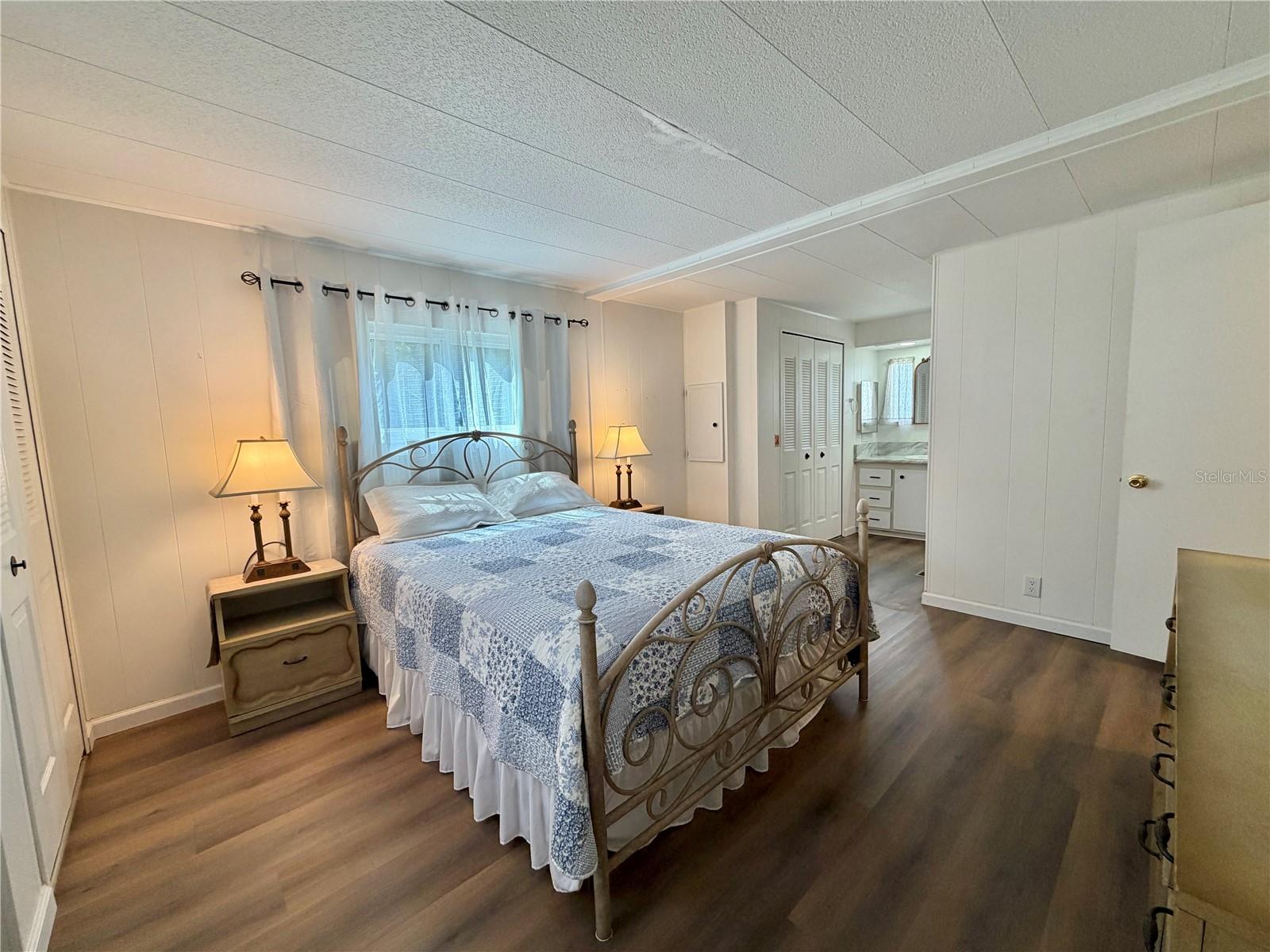 HAWTHORNE AT LEESBURG A COOP - Residential