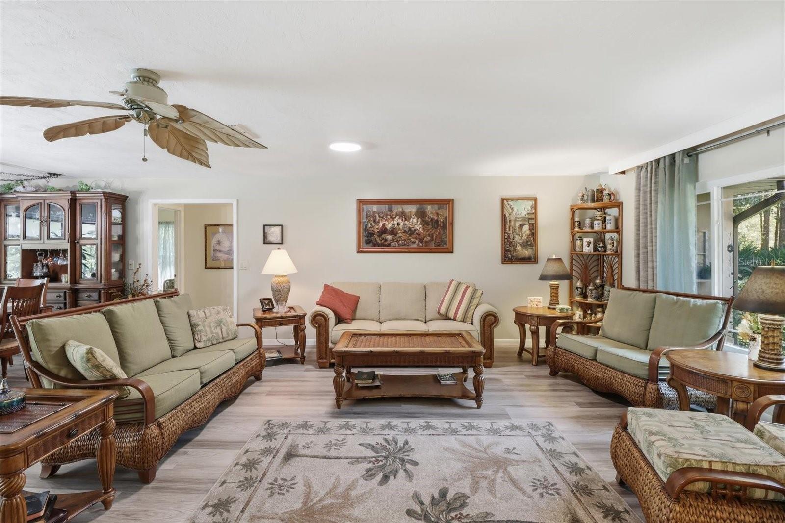 RAINBOW SPGS 04 REP - Residential