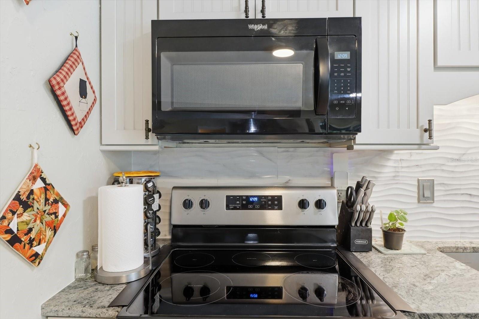 RAINBOW SPGS 04 REP - Residential