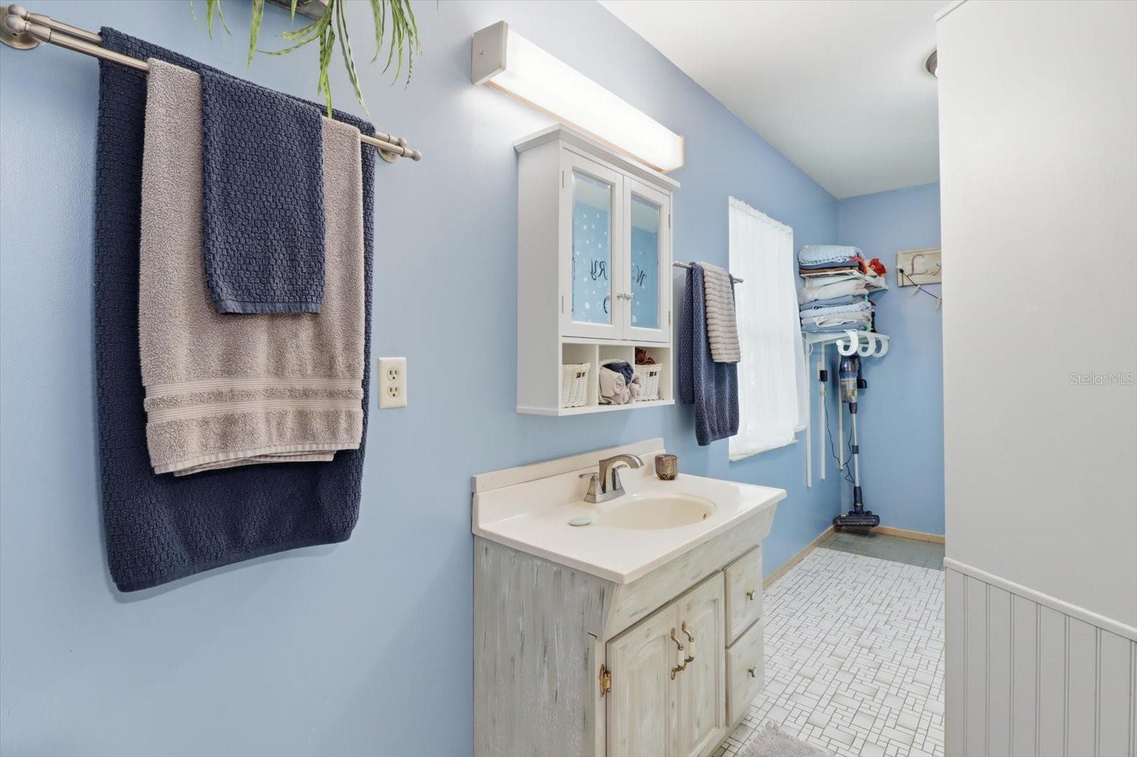 RAINBOW SPGS 04 REP - Residential