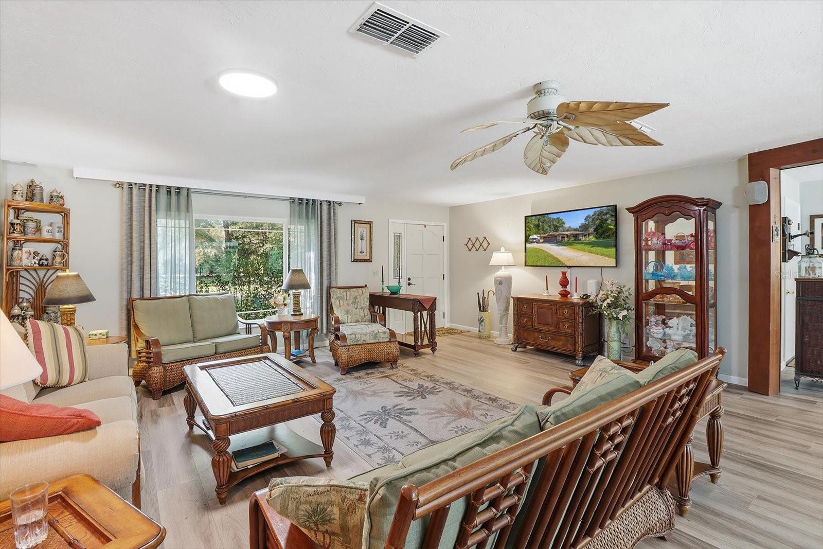 RAINBOW SPGS 04 REP - Residential