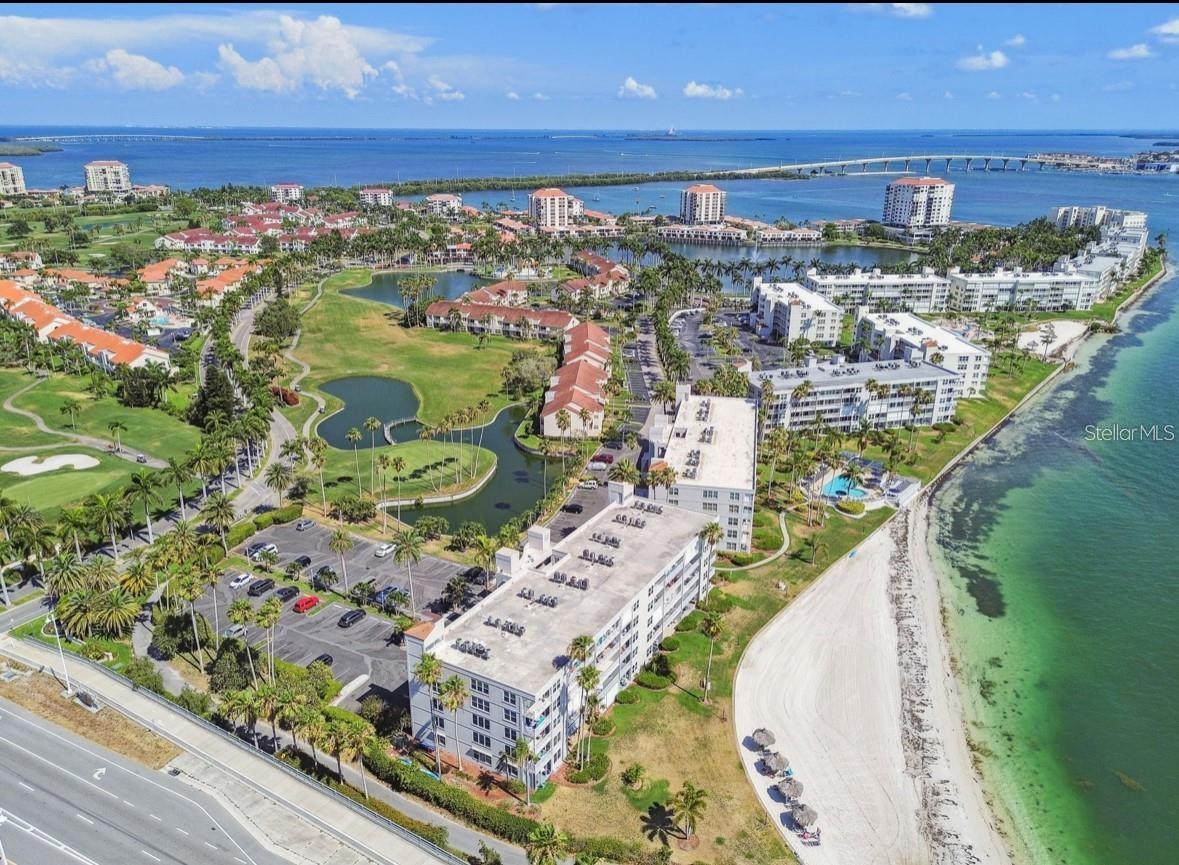 BAHIA VISTA - Residential