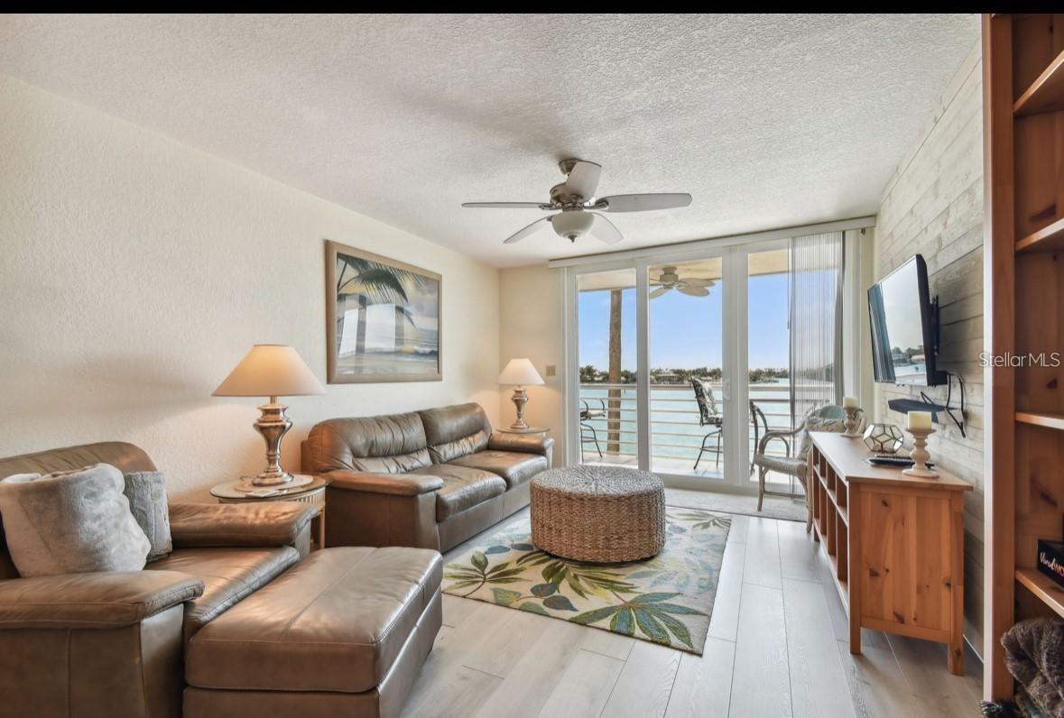 BAHIA VISTA - Residential