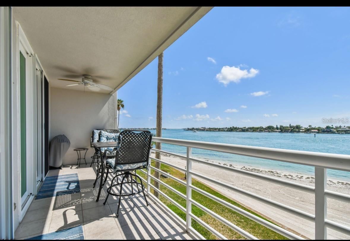 BAHIA VISTA - Residential