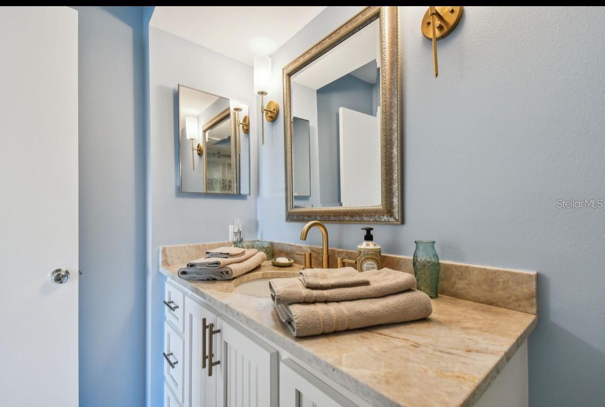 BAHIA VISTA - Residential