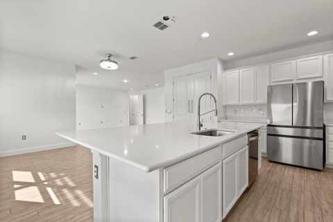 Tiny photo for 17708 Sawgrass Run, Tavares, FL 32778 (MLS # G5103352)