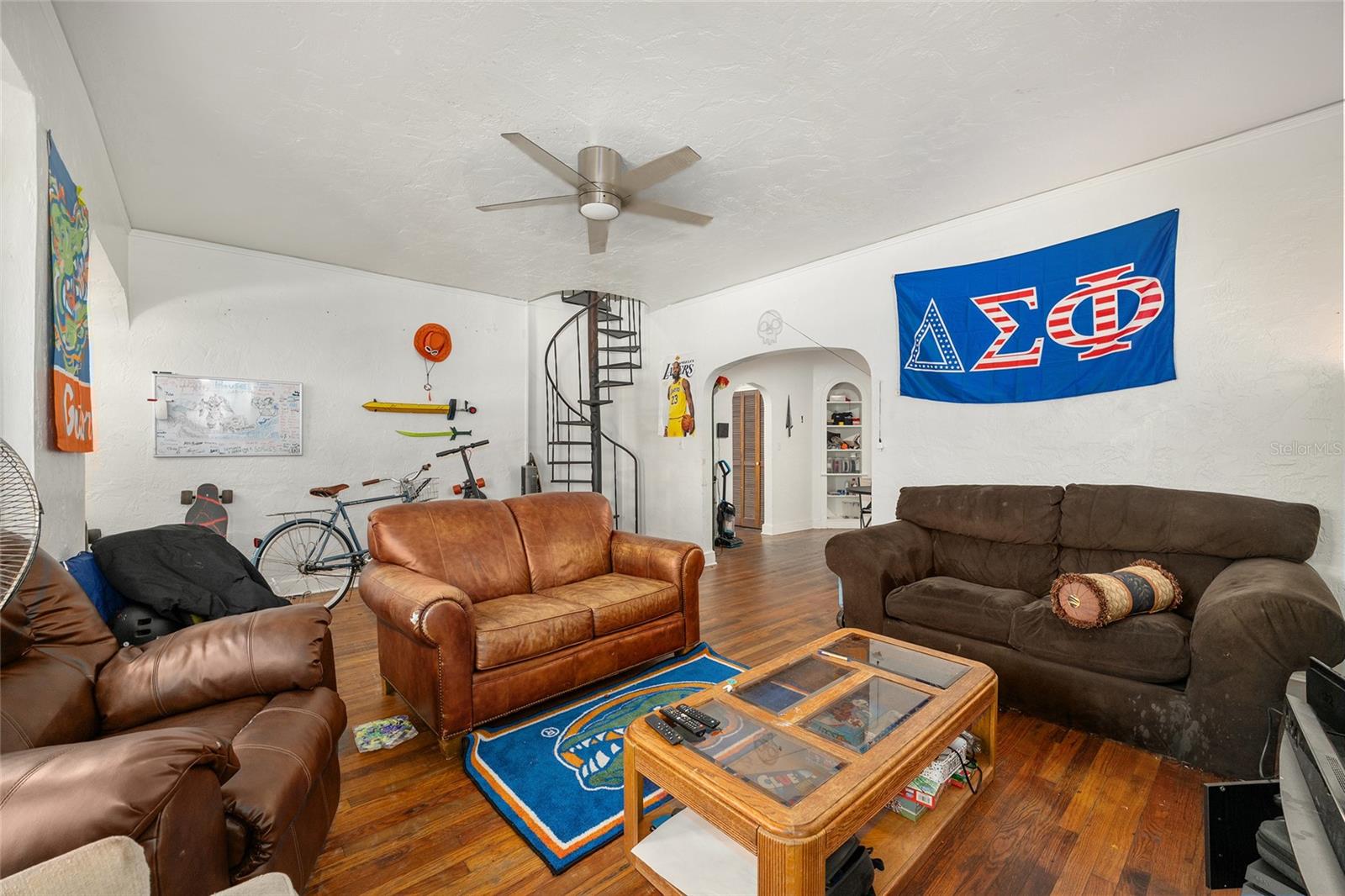 LIVINGSTONS ADD - Residential Income