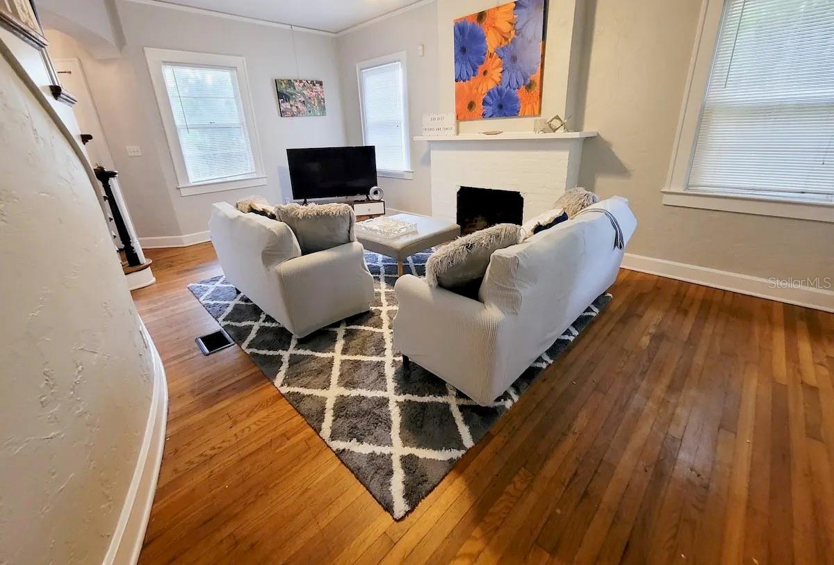 LIVINGSTONS ADD - Residential Income