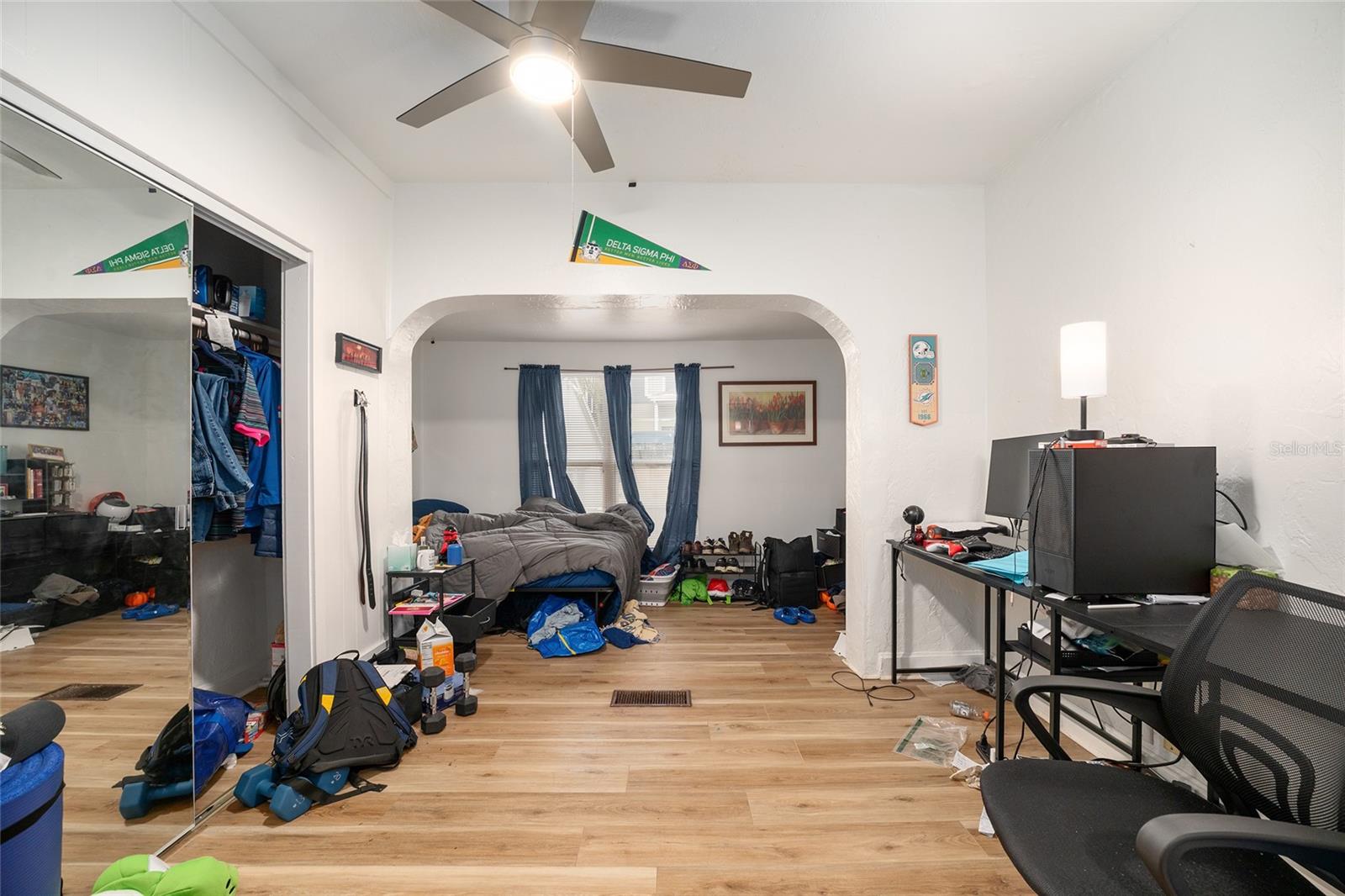 LIVINGSTONS ADD - Residential Income