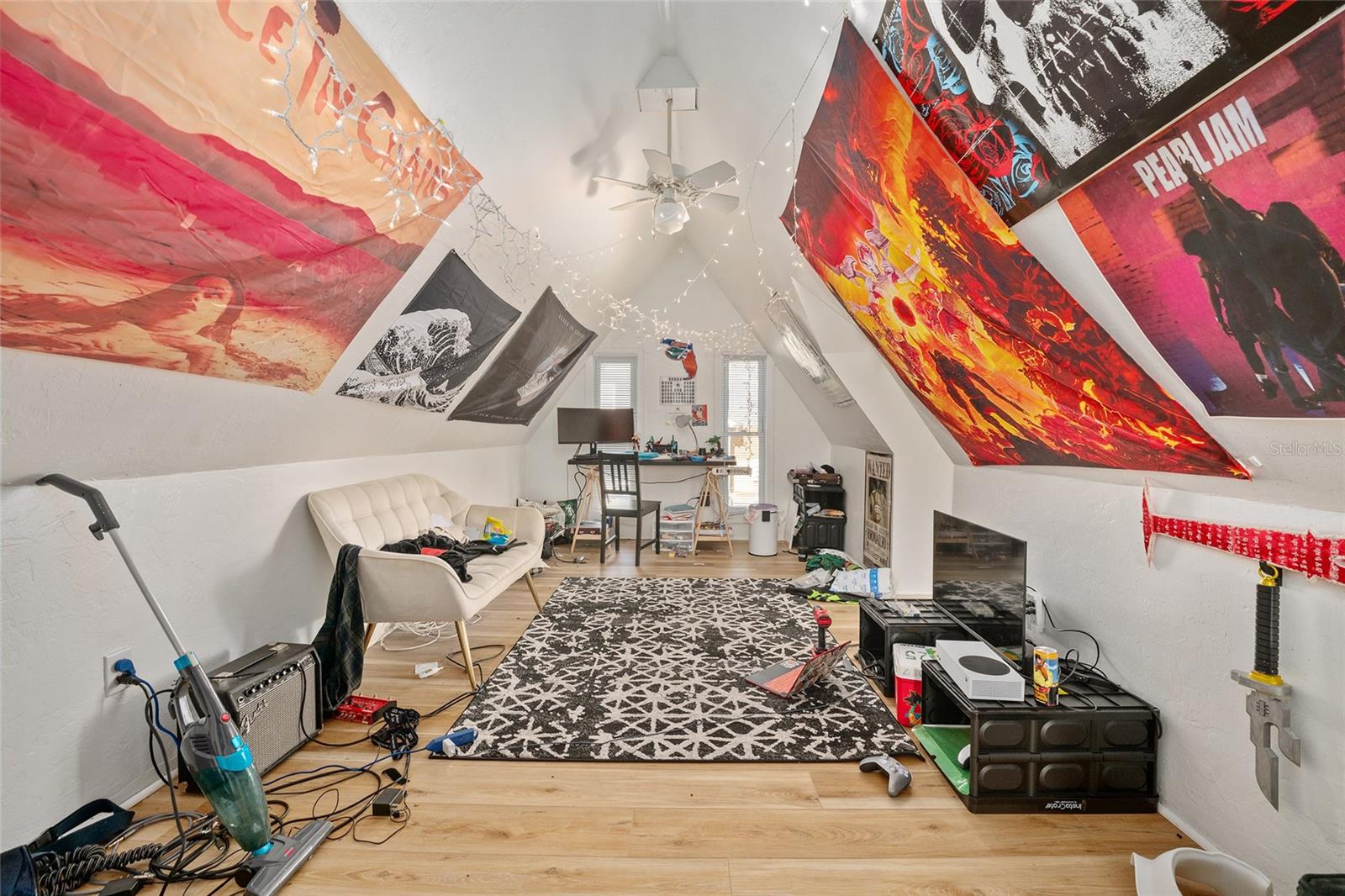 LIVINGSTONS ADD - Residential Income