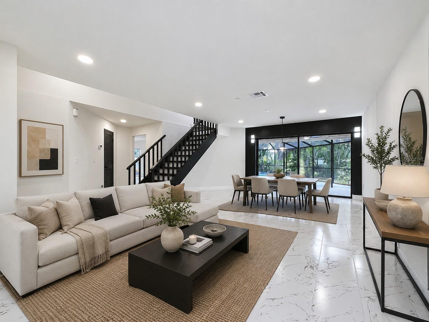 4256 KING RICHARD LANE