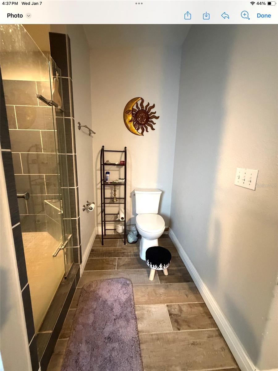 LAKE WEIR SHORES - Residential