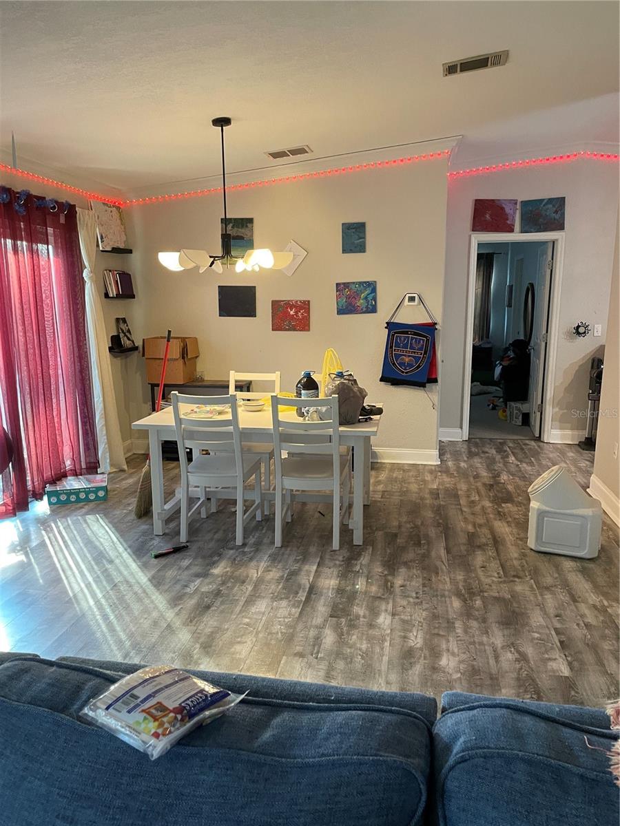 LAKE WEIR SHORES - Residential