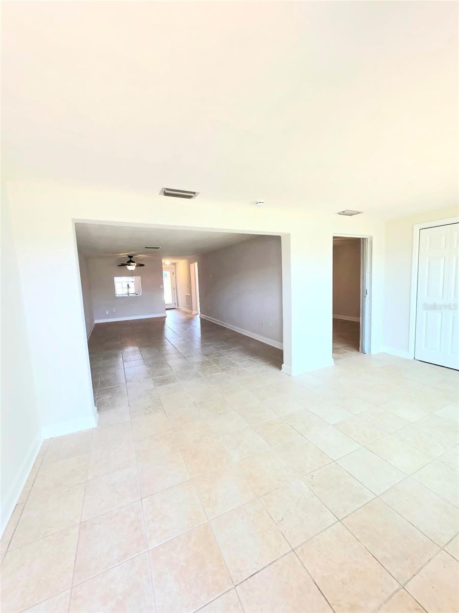 GARDENS BEACON SQUARE - Residential
