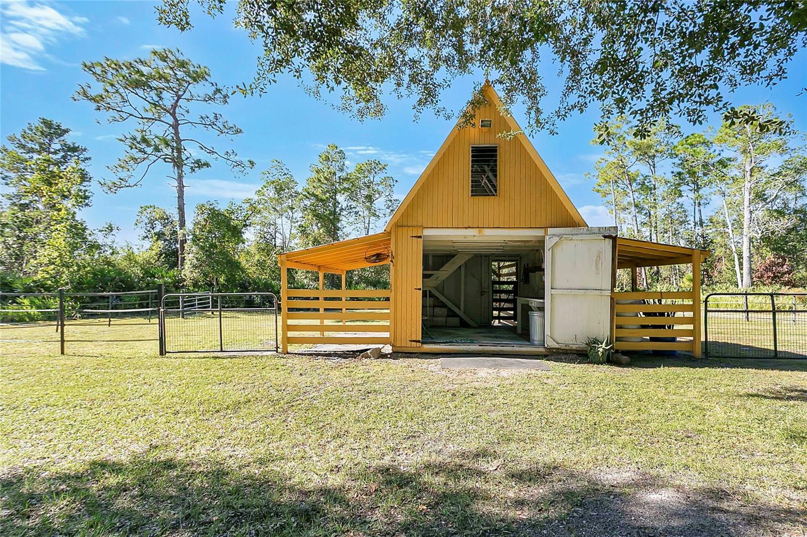 GENOVA WOODS SEC 2 5 ACRE DEV - Residential