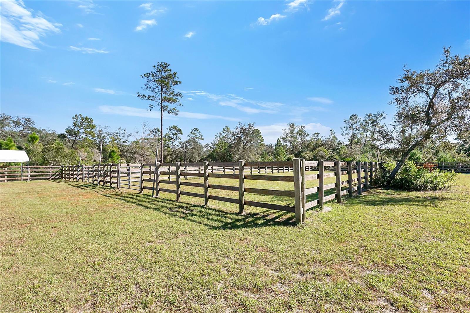 GENOVA WOODS SEC 2 5 ACRE DEV - Residential