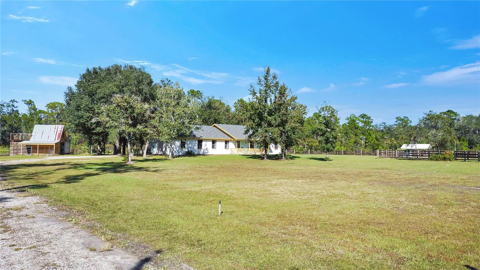 GENOVA WOODS SEC 2 5 ACRE DEV - Residential