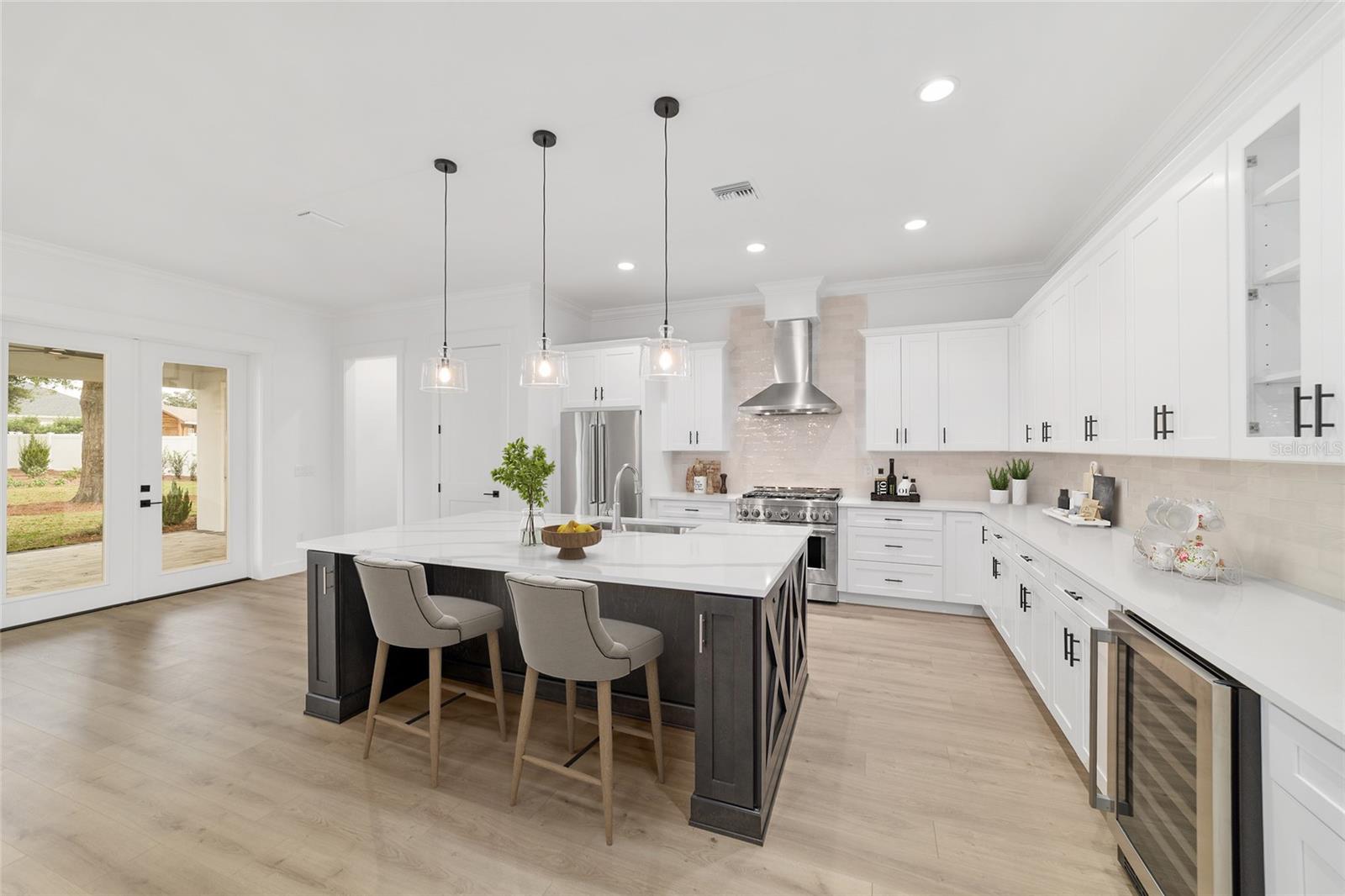 HUNT CLUB/FOX POINT - Residential