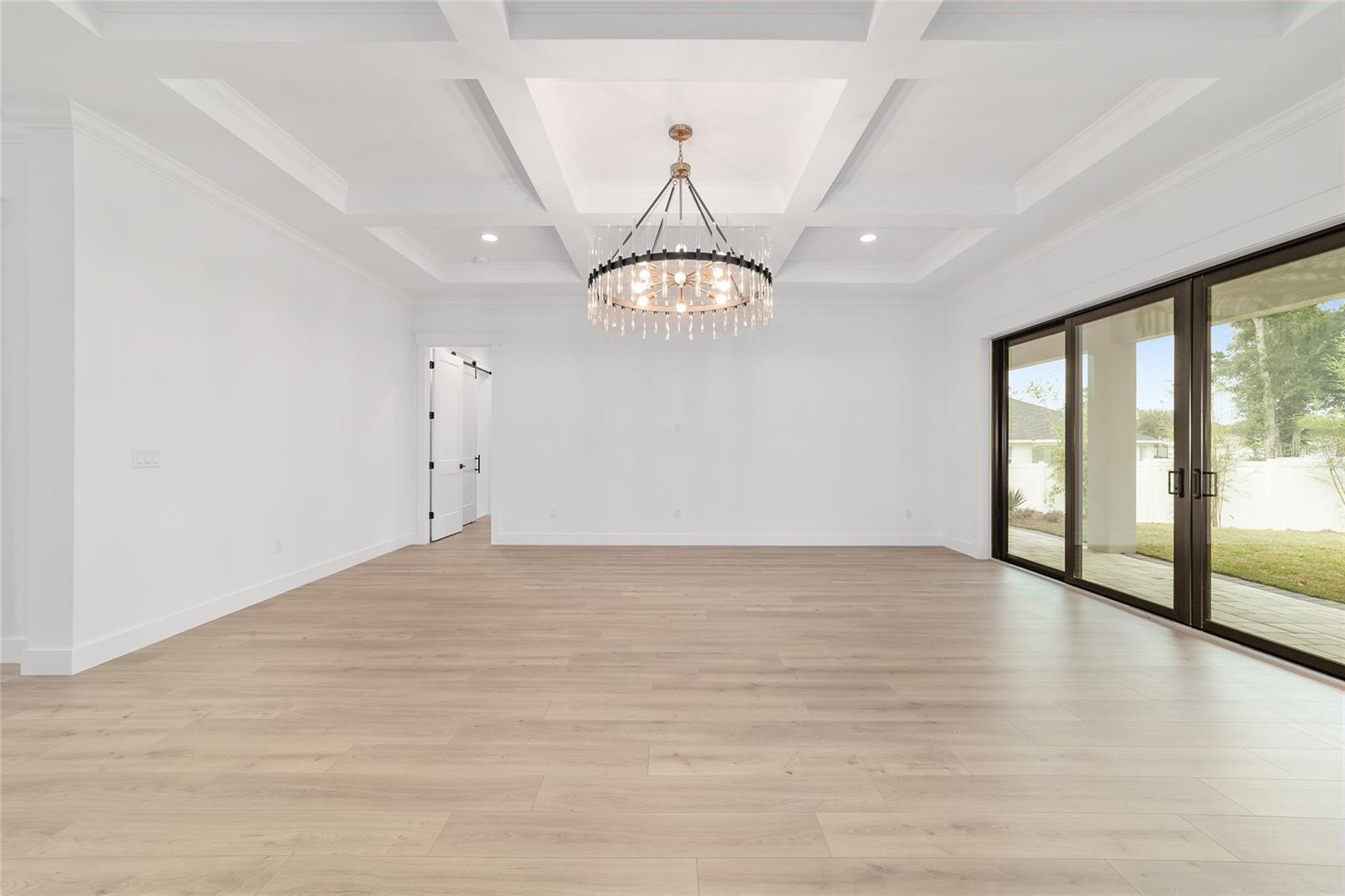 HUNT CLUB/FOX POINT - Residential