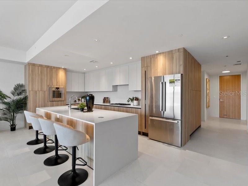 SERENA BY THE SEA CONDO - Residential