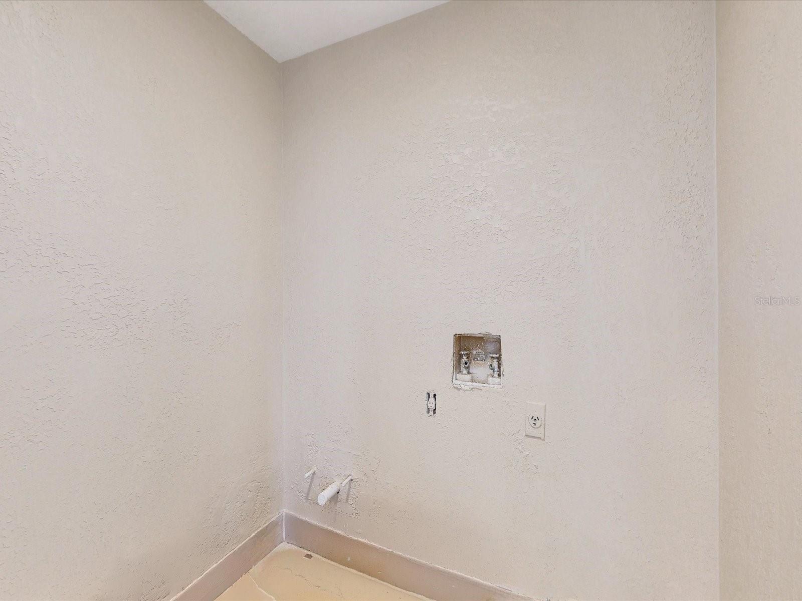 BVL UNIT 10 2ND ADD - Residential