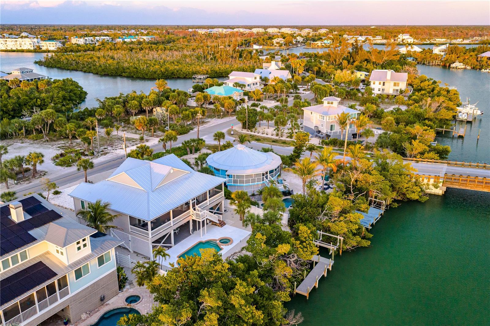 PALM ISLAND ESTATE - Residential