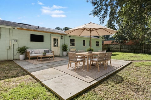 Tiny photo for 1308 Jean Court, Eustis, FL 32726 (MLS # O6451336)