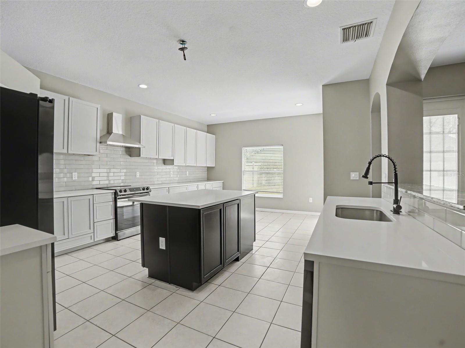 CARRIAGE POINTE PH 1 - Residential