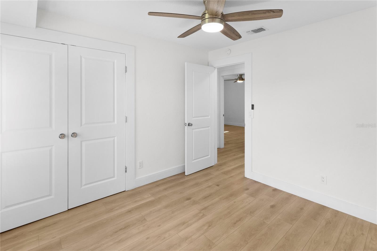 COUNTRY PLACE UNIT VI - Residential