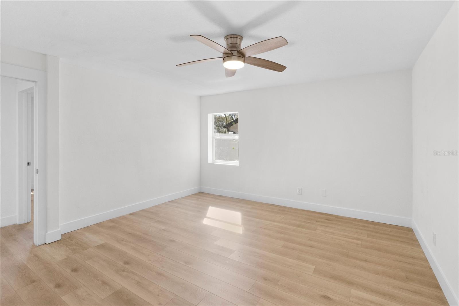 COUNTRY PLACE UNIT VI - Residential